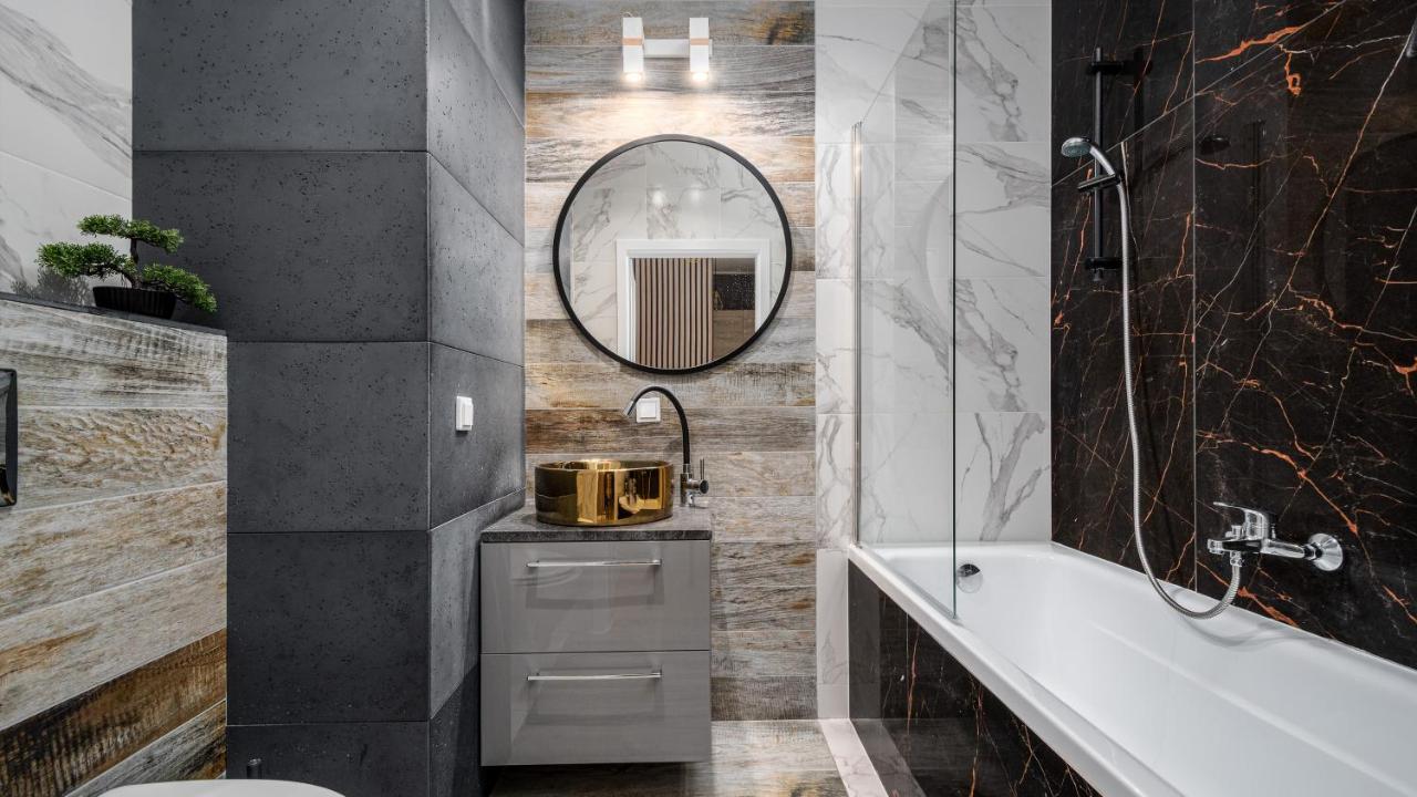 Apartamenty Sun & Snow 19 Dzielnica With Free Parking Varsavia Esterno foto