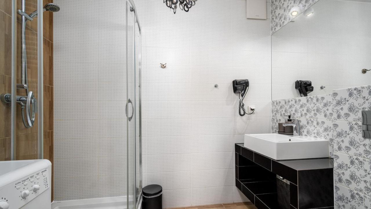 Apartamenty Sun & Snow 19 Dzielnica With Free Parking Varsavia Esterno foto